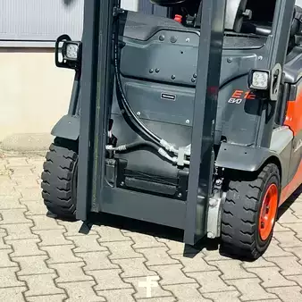 Eléctrico - 3 rodas 2021  Linde E12 (386-02) EVO (13)