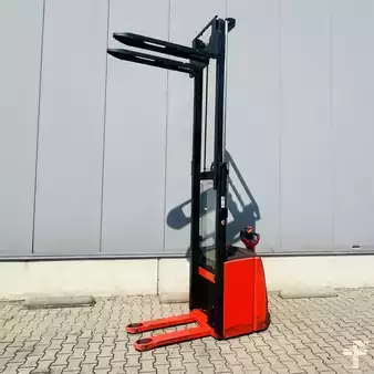 Stacker pedestre 2021  Linde L14 (1173) (2)