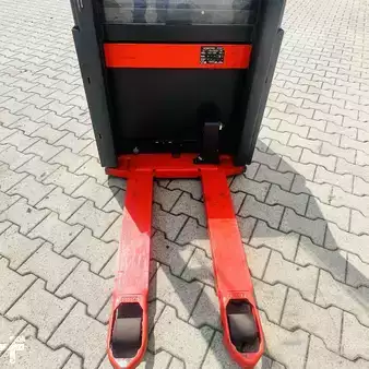 Stacker pedestre 2021  Linde L14 (1173) (3)