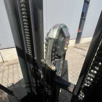 Electric - 4 wheels 2015  Linde E20 (387-01) (17)