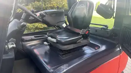 Elektro 4 Rad 2017  Linde E30L-01 (2)