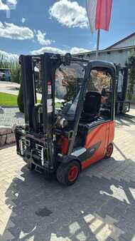 Elektro 4 Rad 2016  Linde E20PH-02 (1)