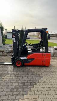 Elektrisk- 3 hjul 2020  Linde E16L-02 (5)