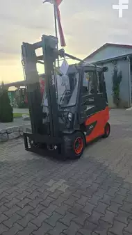 Elektro 4 Rad-Linde-E50-01/600