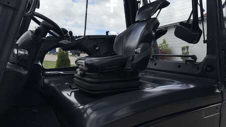 Carrelli elettrici 4 ruote 2019  Linde E45HL-01/600 (2)