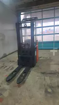 Hochhubwagen-Linde-L14SP