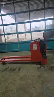 Niederhubwagen-Linde-T18