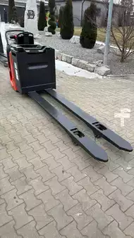 Horizontal-Kommissionierer-Linde-N20