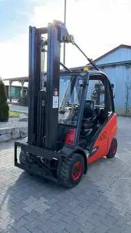 Dieselstapler-Linde-H30D-02