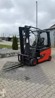 Elektro 4 Rad-Linde-E25HL-01/600