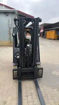 Elektro 4 Rad 2012  Linde E25L-01 (3)