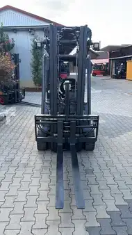 Carrelli elettrici 3 ruote 2016  Linde E18-02 (6)