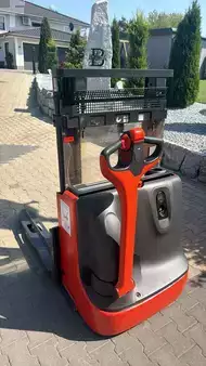 Hochhubwagen - Linde L12 (3)