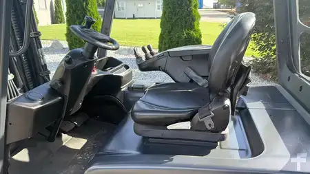 Elektro 4 Rad 2018  Linde E25L-01 (2)