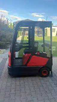 Traktor 2012  Linde P60 (3)