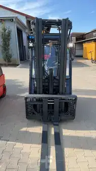 Carrelli elettrici 3 ruote 2011  Linde E14-01 (5)