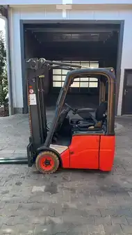 Elektro tříkolové VZV 2010  Linde E12-01 (5)