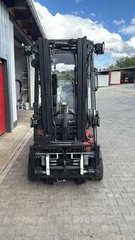 Elektro 4 Rad 2016  Linde E20PH-02 (6)