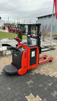 Ruční vysokozdvižný vozík 2018 Linde D12HPAP (2)