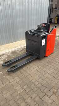Niederhubwagen-Linde-T20SP-02
