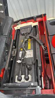 Ruční vysokozdvižný vozík 2018 Linde D12AP (3)