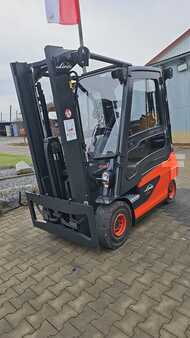 Elektro 4 Rad-Linde-E30-01