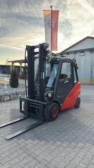 Dieselstapler-Linde-H35D-01
