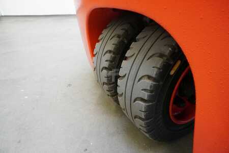 Elektro tříkolové VZV 2017  Linde E 20 L EVO 386-02 (7)