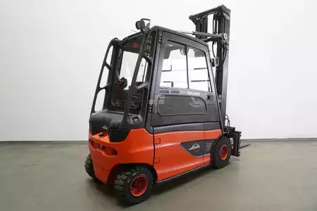 Sähkö - 4 pyör 2016  Linde E 25 L 387 (2)