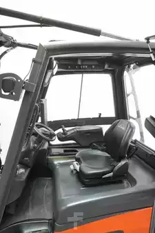 Sähkö - 4 pyör 2016  Linde E 25 L 387 (3)