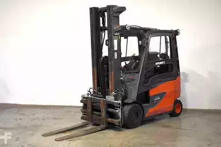 Elektro čtyřkolový VZV 2016  Linde E 25/600 HL 387-01 (1)