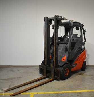 LPG heftrucks 2015  Linde H 25 T/600 EVO 393-02 (1)