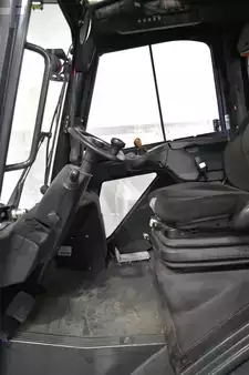 Nestekaasutrukki 2016  Linde H 30 T EVO 393-02 (3)