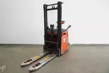 Stacker pedestre 2020  Linde D 12 AP 133 (2)