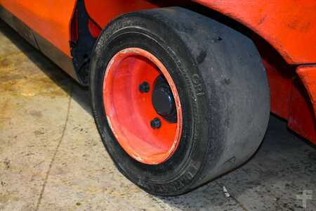 Elektro čtyřkolový VZV 2017  Linde E 35 L 387 (7)