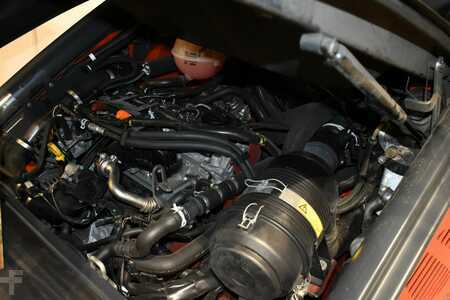 Chariots élévateurs diesel 2019  Linde H 25 D/600 EVO 393-02 (5)