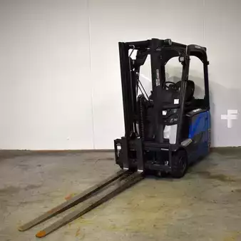 Elektro 3 Rad 2020  Linde E 16 H EVO 386-02 (1)