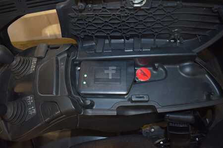 Elektro čtyřkolový VZV 2020  Linde E 20 387 (13)