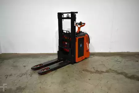 Stacker pedestre 2021  Linde D 14 AP ION 133-01 (2)