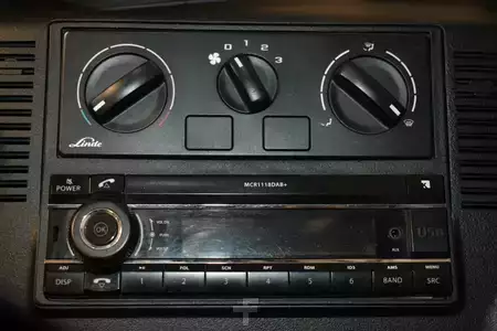 Elektro čtyřkolový VZV 2022  Linde E 18 PH EVO 386-02 (10)