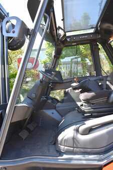 Elektryczne 4-kołowe 2022  Linde E 70 1279 (3)