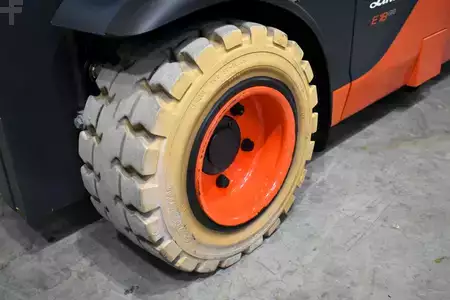 Sähkö - 3 pyör 2025  Linde E 18 L EVO 386-02 (7)
