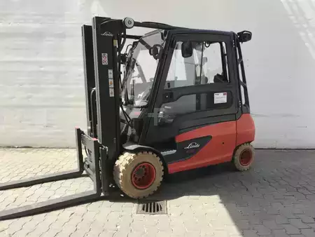 Electric - 4 wheels 2018  Linde E 35 L 387 (1)