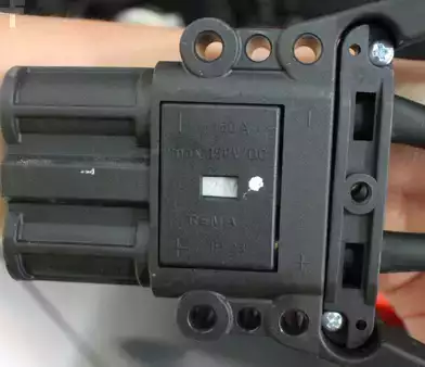 VZV s plošinou pro řidiče 2022  Linde T 20 SP 131-08 (5)