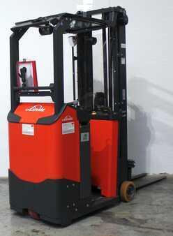 Carrelli elettrici 3 ruote 2022  Linde E 10 8917 (1)