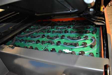 Elektro čtyřkolový VZV 2023  Linde E 35 L 1252-01 (6)