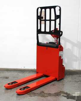 Transpaleta eléctrica 2023  Linde T 14 ION 1155-00 (3)