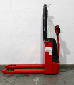 Transpaleta eléctrica 2023  Linde T 14 ION 1155-00 (4)