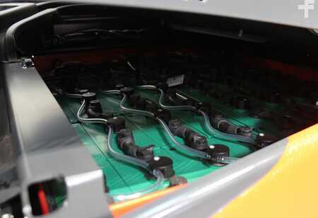 Elektro čtyřkolový VZV 2023  Linde E 30/600 HL 1252-01 (6)