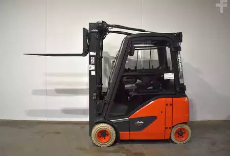 Elektryczne 4-kołowe 2024  Linde E 18 PH EVO 386-02 (5)
